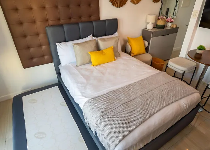 Kl Tower Luxury Boutique Fast Wifi Swimming Pool Sauna&gym Appartement